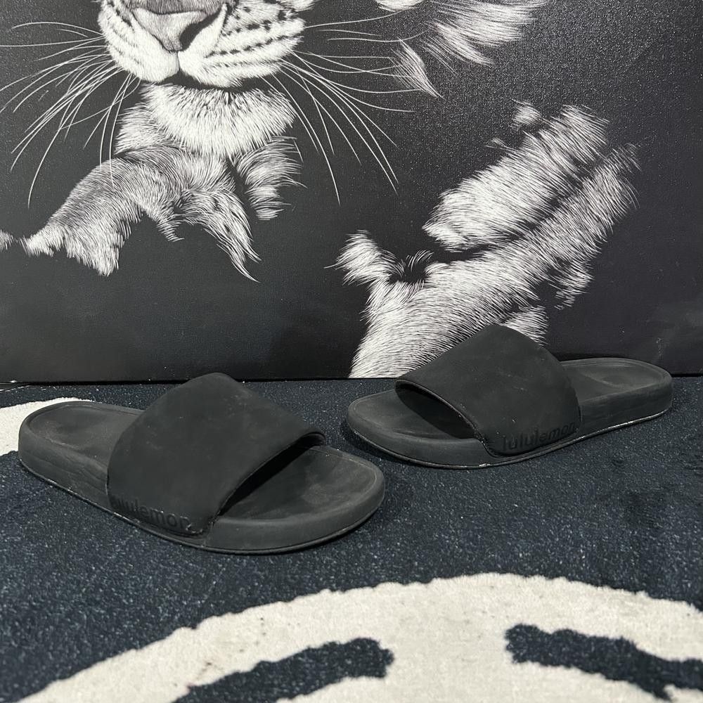 Lululemon Restfeel Slide Sandal Women's 8 Black Rubber Casual Comfort Summer